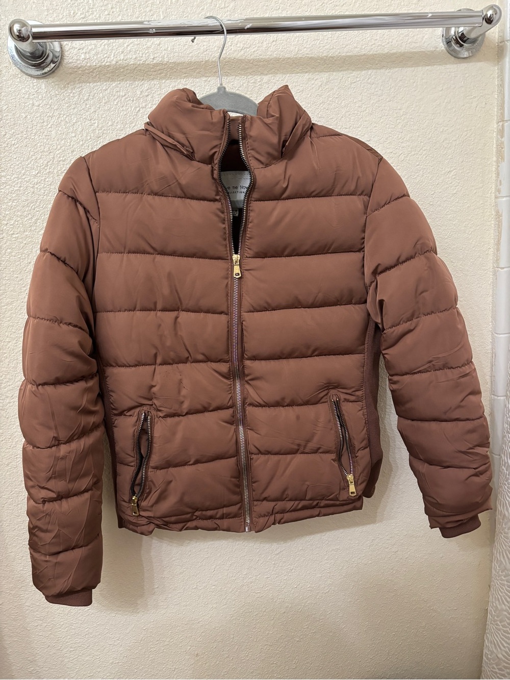 Women's Brown Puffer Jacket with Zip Pockets
